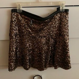 Express sequin skirt nwt